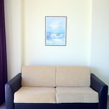 Le Terrazze Appartamenti Vacanze Сан Ремо Екстериор снимка
