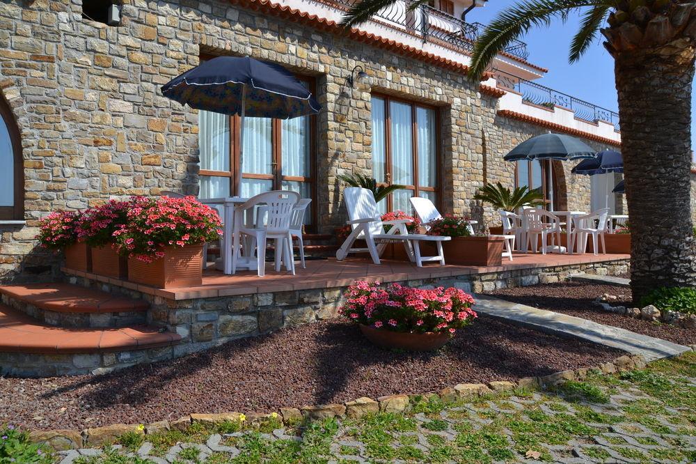 Le Terrazze Appartamenti Vacanze Сан Ремо Екстериор снимка